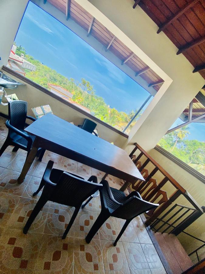 Hikka Paradise Guest House Хіккадува Екстер'єр фото